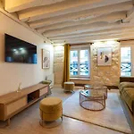 1Br - 4 People - Turenne - Place Des Vosges